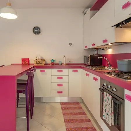 Purple House By Design Διαμέρισμα *
