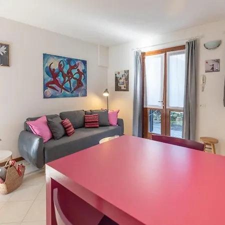 Διαμέρισμα Purple House By Design